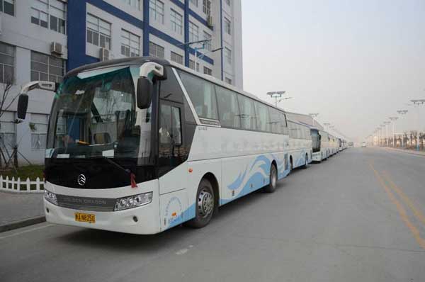 開(kāi)通深圳企業(yè)班車減少員工通勤人流量,有助減緩疫情感染率